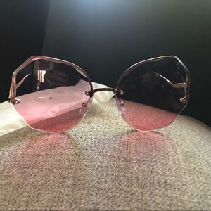 🔥🔥NWT Retro frameless crystal cut edge Polygonal glass anti uv sunglasses.